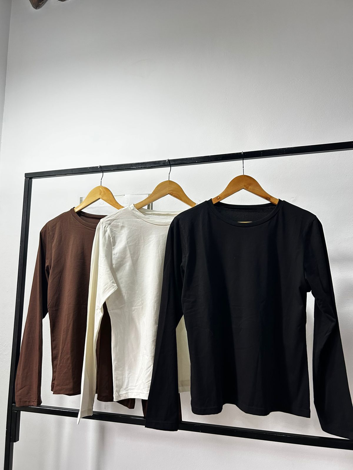Set Essential x3 Remeras: imagen 4